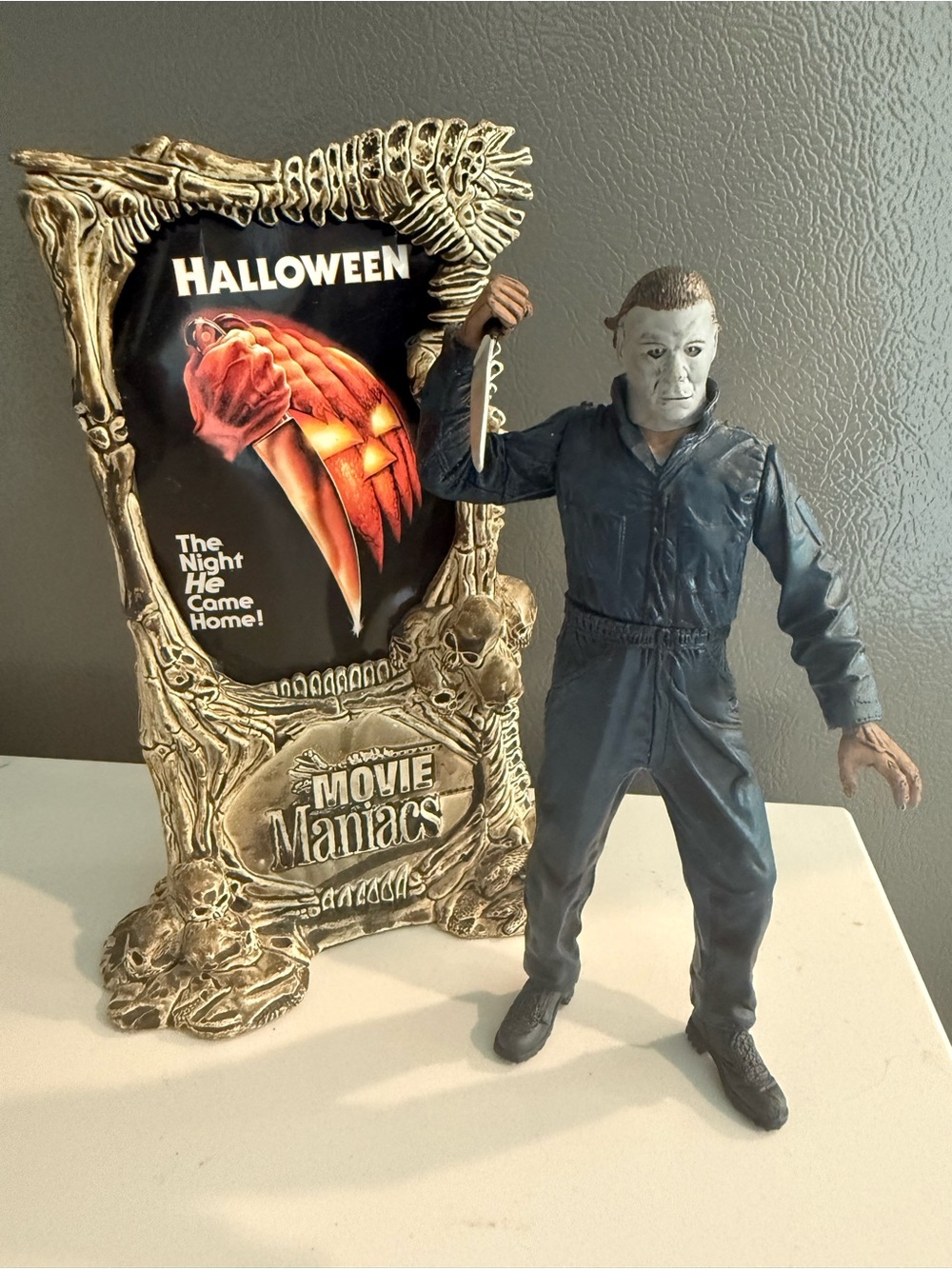 Michael Myers Halloween movie maniacs Todd McFarlane figure
